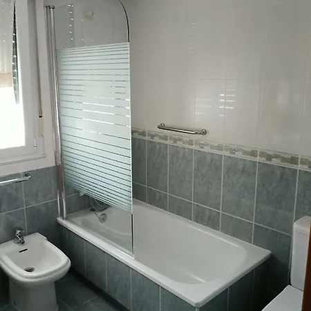 Acogedor Con Piscina Cerca De La Playa A Lanzada Appartamento